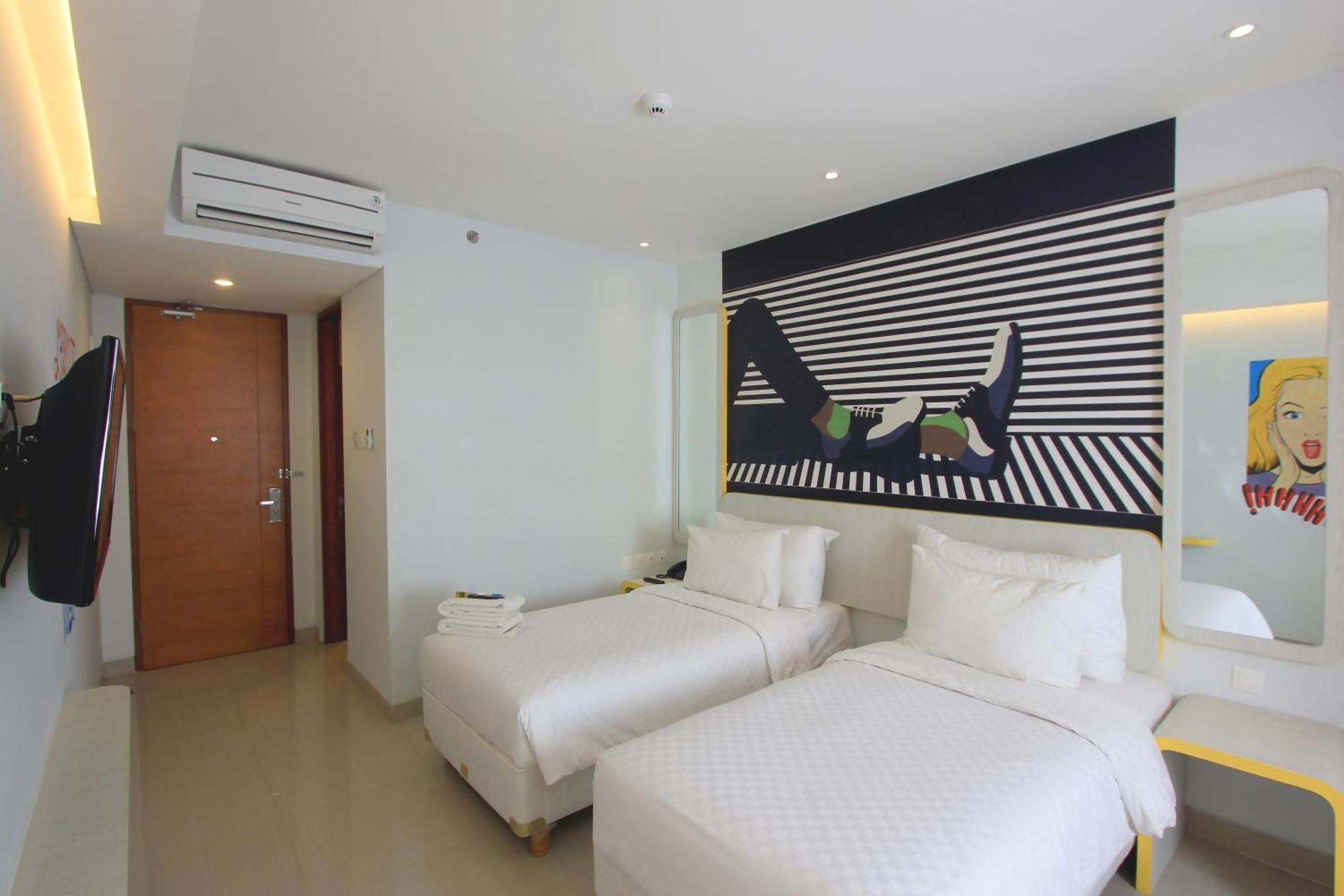 Uniq Hotel Yogyakarta Exterior foto